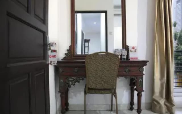 OYO 188 Wisma Nely Murni Guesthouse - photo 3