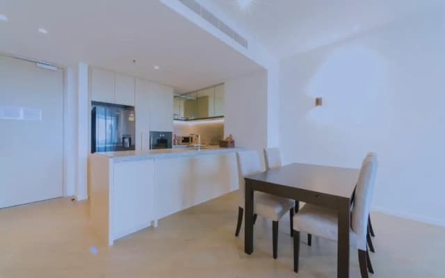 Pride Fawkner Apt Bayview 5 Free Parking Pool Gym - photo 5