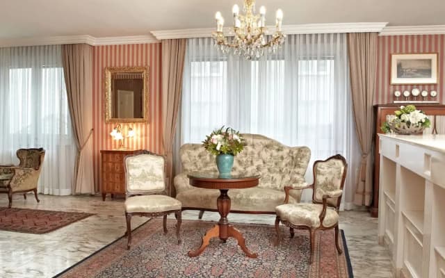 Savoy Vienna - photo 2