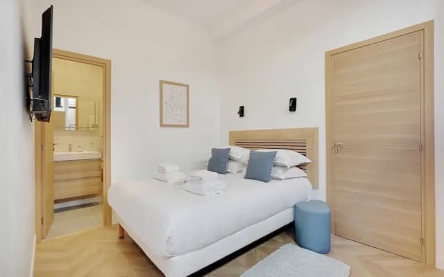 Stunning Apartment - 2br/6p - Bastille - photo 3