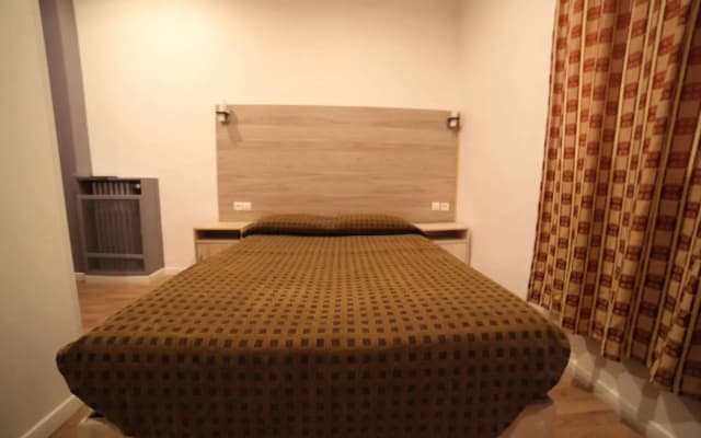 Evelia Hotels - photo 4