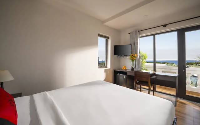 Hotel Front Beach - photo 3
