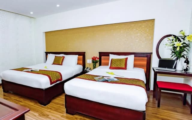 East Sea Hotel - photo 2