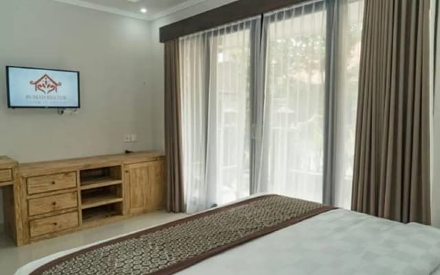 Rumah Kultur Ubud - photo 2