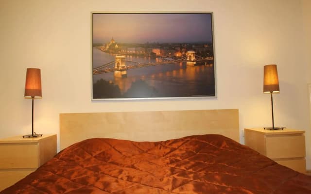 Adler Apartments - photo 4