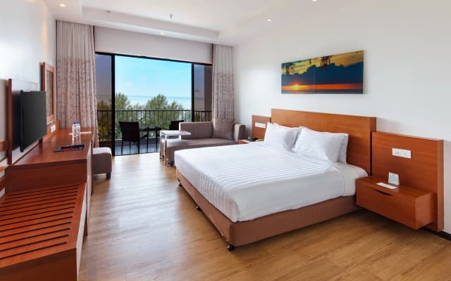 Bayview Beach Resort Penang - photo 3