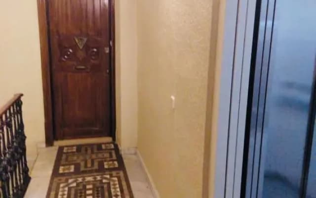 Spacious & comfortable flat in centric Eixample - photo 2