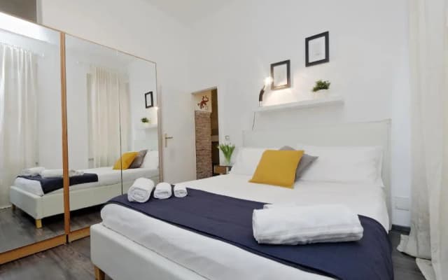 Urbana Apartment - photo 3