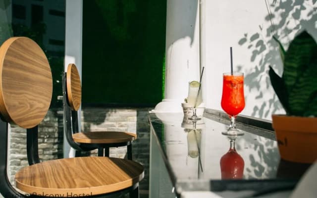 Green Balcony Hostel & Coffee - photo 3