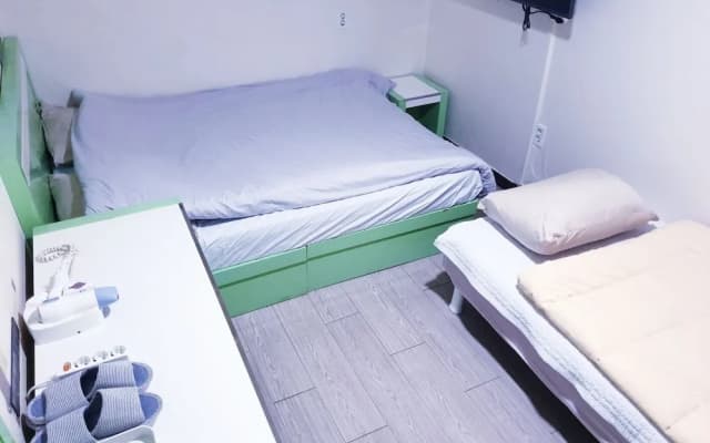 Oppa Hostel - photo 4