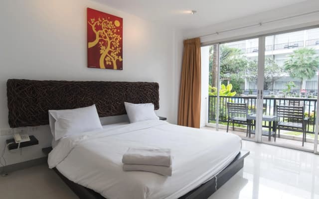 BS Premier Airport Hotel - photo 4