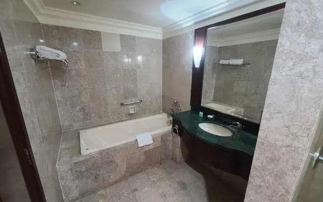 Kl Premier Suite At Times Square - photo 3