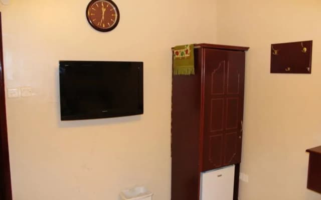 Sutchi Hotel - photo 2