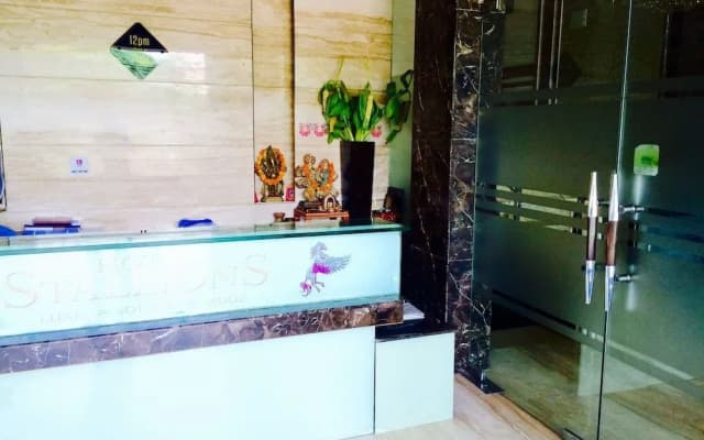 Hotel Tryfena - photo 2