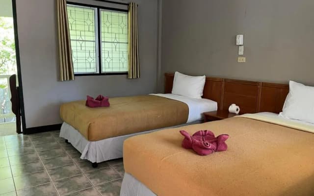 Orchard House Resort - photo 3