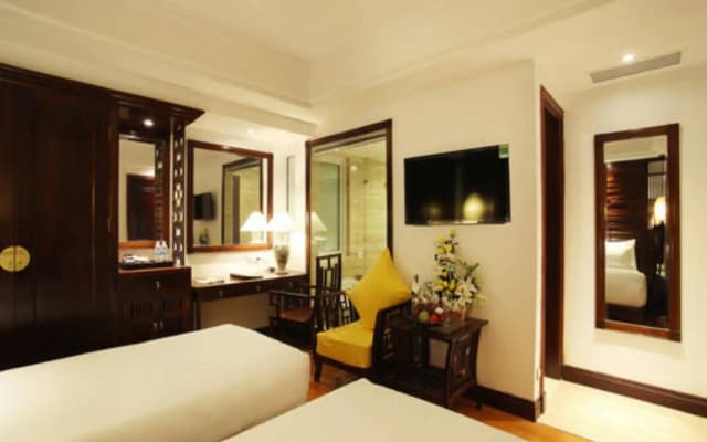 L’Signature Hanoi Hotel - photo 3