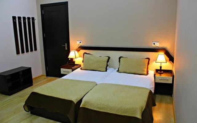 Backstreet Hotel - photo 4