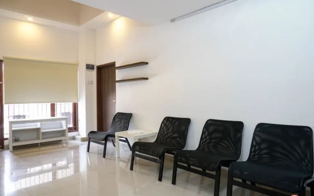 Minimalist Studio 1st Floor at Meruya 8 Puri Kembangan - photo 2