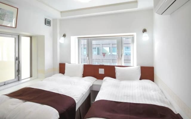 Hotel Check In Shijokarasuma - photo 4