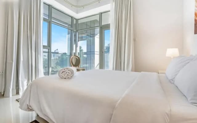 Breathtaking View 1 Bedroom Apt - photo 3