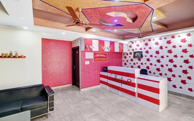 Collection O 89092 Hotel Lotus - photo 2