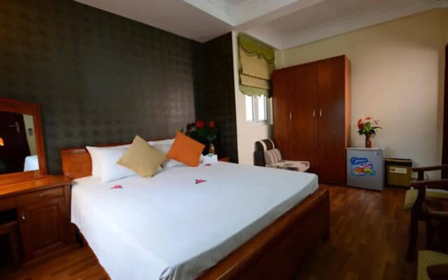 Holiday Lakeview Hotel - photo 4