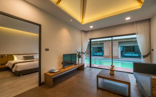 Chermantra Aonang Resort and Pool Suite - photo 4