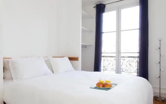 Marais - Place des Vosges Apartment - photo 2
