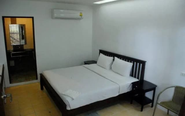 Hillside Village Resort - photo 2