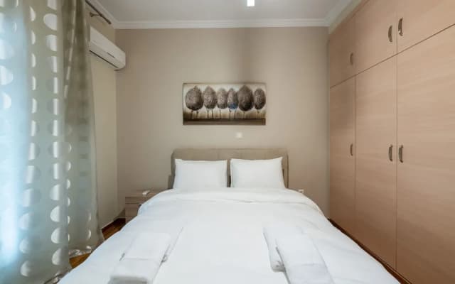 2br renovated flat close to metro - photo 4