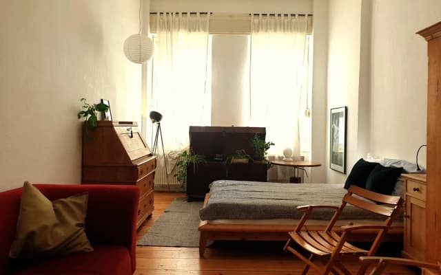 2 Room apartment in center Friedrichshain - photo 2