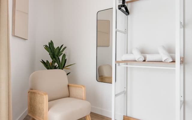 The Madrid Studios by Charming - photo 3