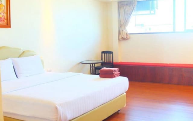 At Sea Hotel Pattaya - photo 2