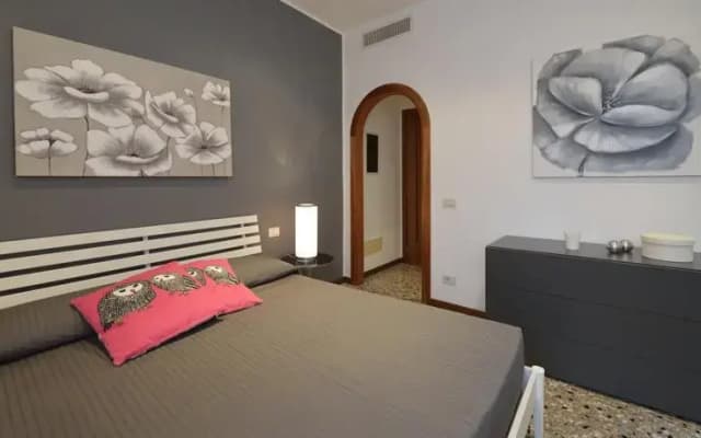 Madame V Apartments - photo 3