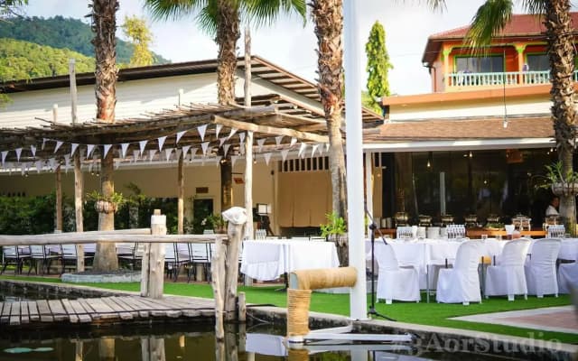 Naina Resort & Spa Hotel - photo 4
