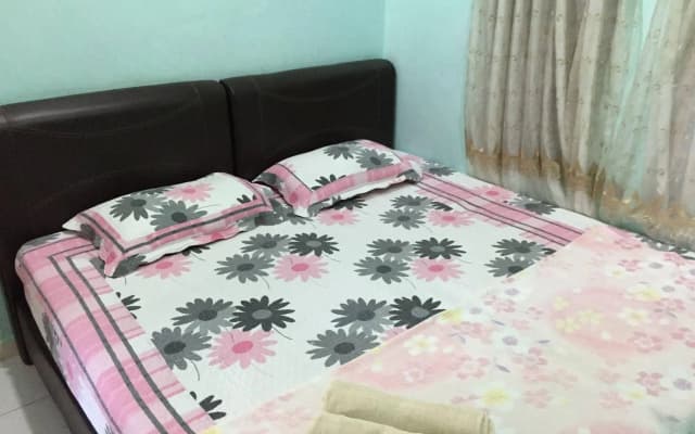 Zulina Homestay - photo 4