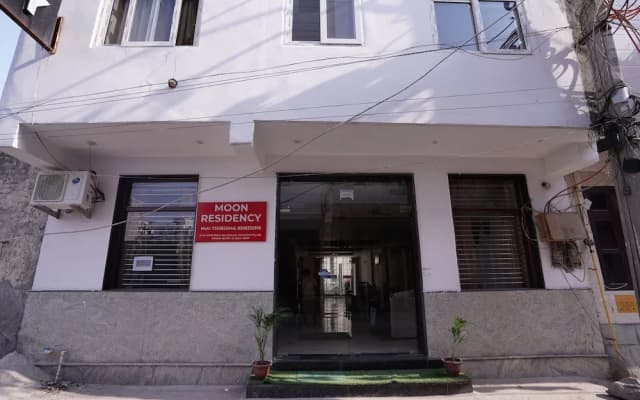 Hotel Moon Residency - photo 3