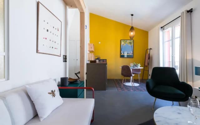 L'Abeille Boutique Apartments - photo 4