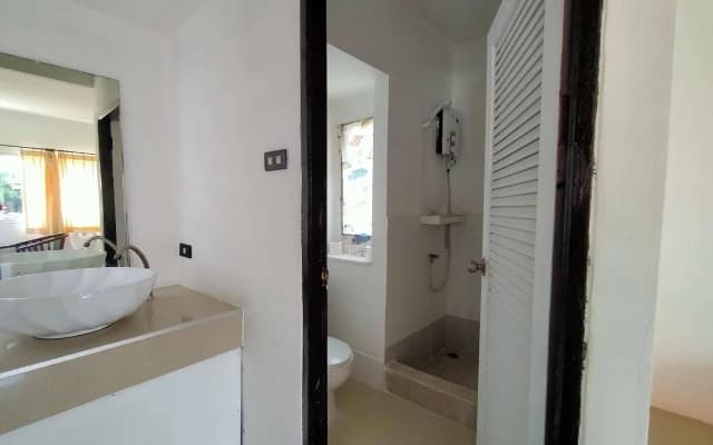 Lantas Lodge Resort - photo 5