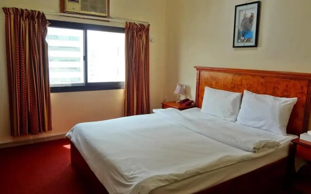 Dana Hotel - photo 4