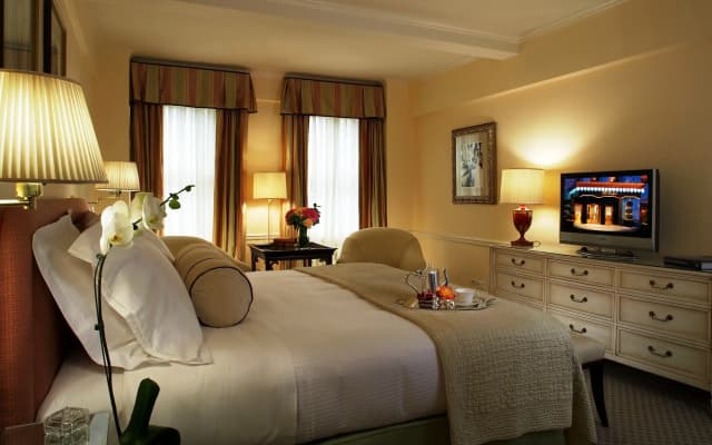 The Carlyle, A Rosewood Hotel - photo 4