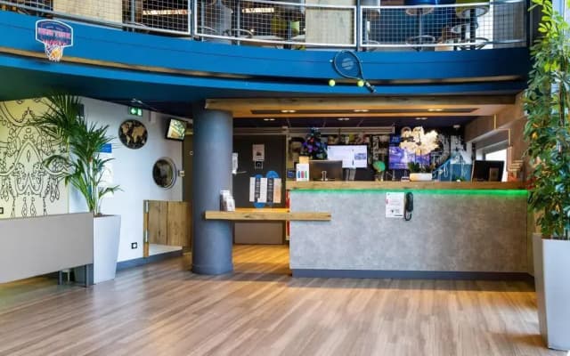 ibis budget Paris Porte d'Orleans - photo 2