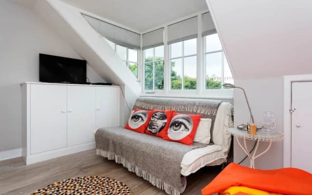 Eton Villas - photo 2