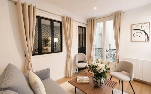1613 Montmartre - photo 5