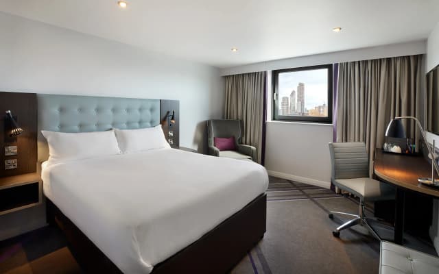 Premier Inn Edinburgh City Centre(York Place) - photo 4