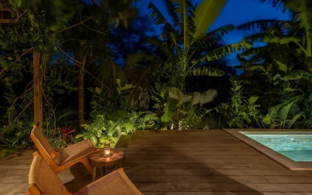 Nowhere Villa - photo 2