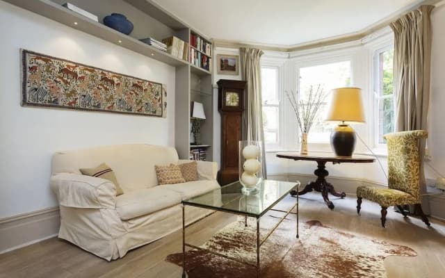 Albert Bridge Apartment - photo 3