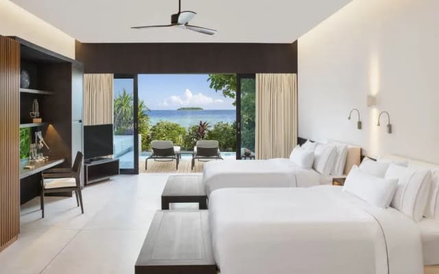 The Westin Maldives Miriandhoo Resort - photo 5