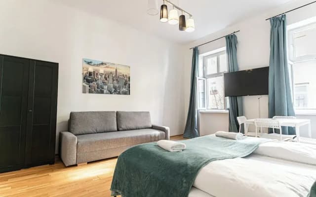 Charming 1BR Apt 15 Min to Vienna - photo 5