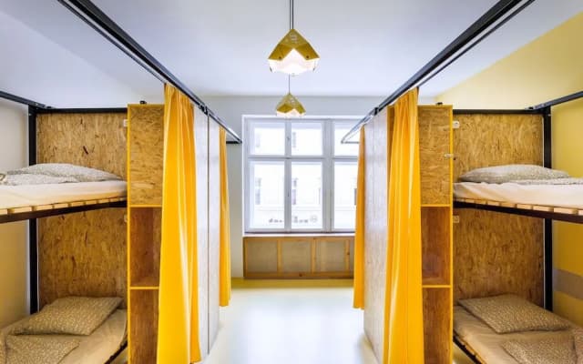 Essential Hostel - photo 2